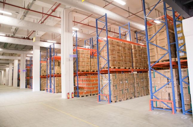 升降梯怎么降下来_升降梯使用步骤说明标识_升降货梯升降速度如何调节