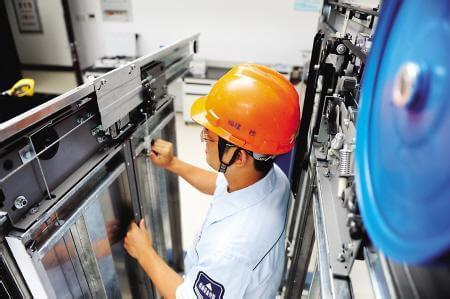 歺梯验收有什么标准_如何验收升降货梯_货梯验收规范