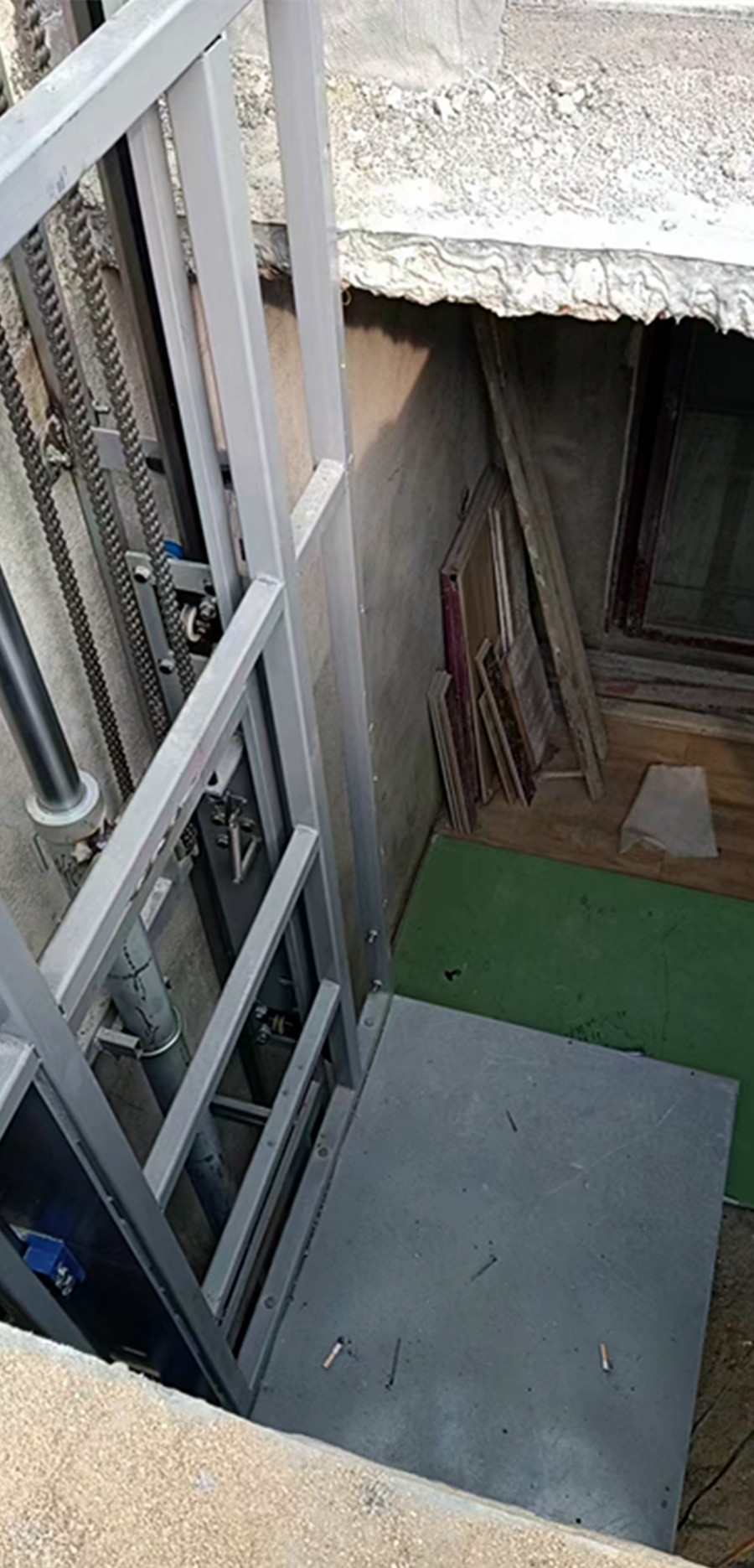 升降货梯什么价_如何选择小型升降货梯_货用小型升降梯